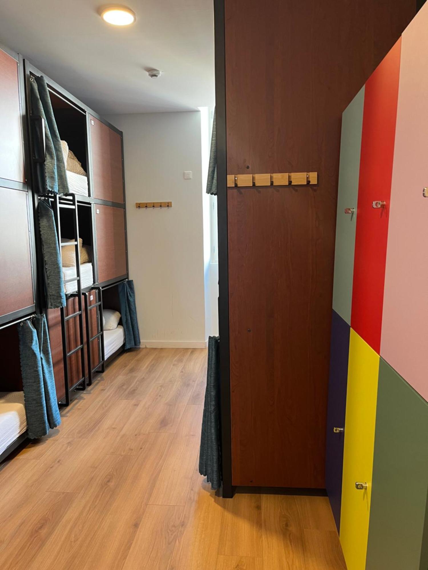 Bed in 6-Bed Mixed Dormitory Room