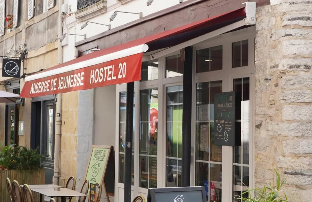 Hostel20 Bayonne-1